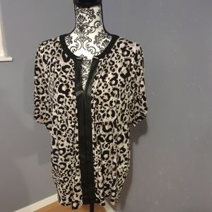 Calvin Klein Leopard Print 2x